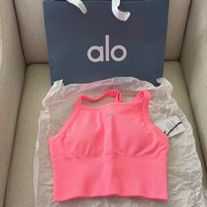 NWT Alo Seamless Ribbed Favorite Bra Tank Neon Bubblegum